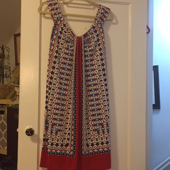 Dress - Picture 1 of 2